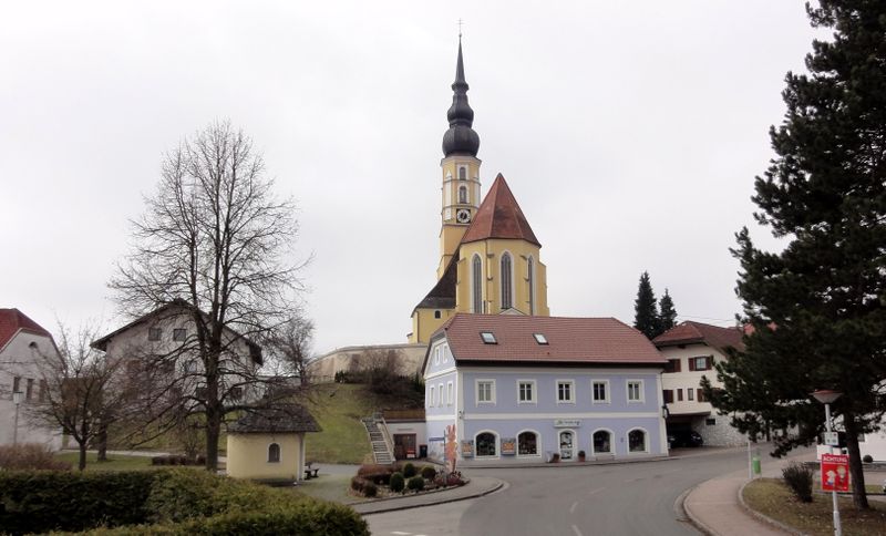 Datei:Eggelsberg a.jpg