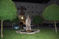 St. Rupert Statue vor dem Haus St. Benedikt.JPG