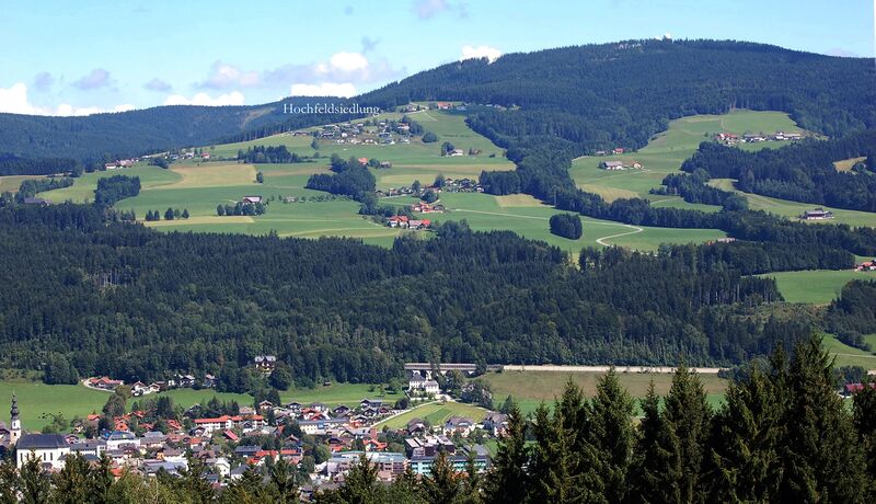 Datei:Hochfeldsiedlung von Süden, Kopie.jpg