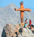 Gipfelkreuz Schönfeldspitze 2020 neu.jpg