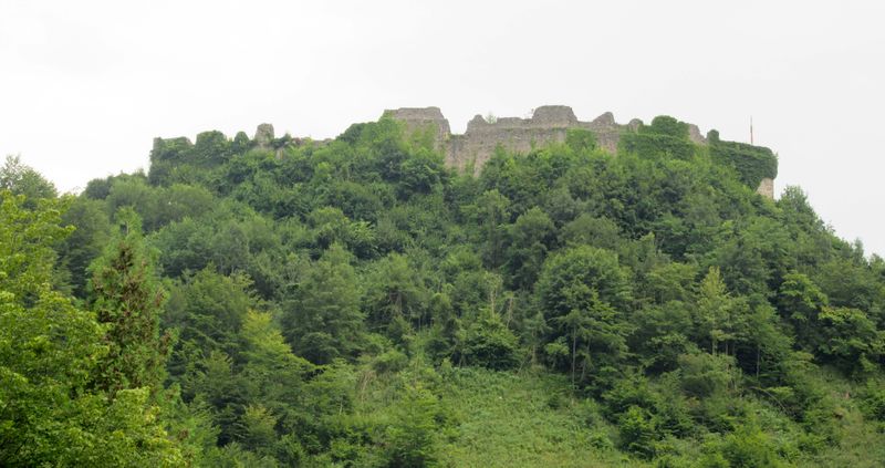 Datei:Plainburgruine, Nordansicht.jpg