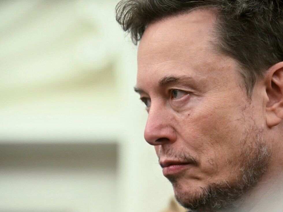 Zwölf Menschen tragen Gehirn-Chip von Musks Firma